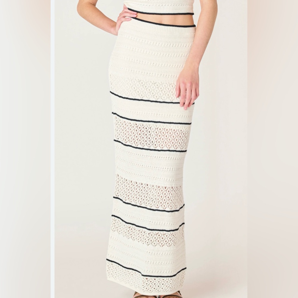 Abercrombie & Fitch Cream and Black Maxi Skirt